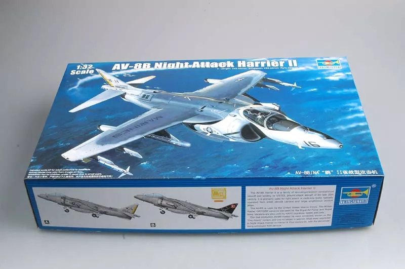 Trumpeter - AV-8B Night Attack Harrier II 